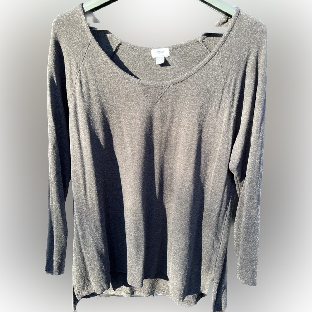 Old Navy Long Sleeved Shirt. Super soft